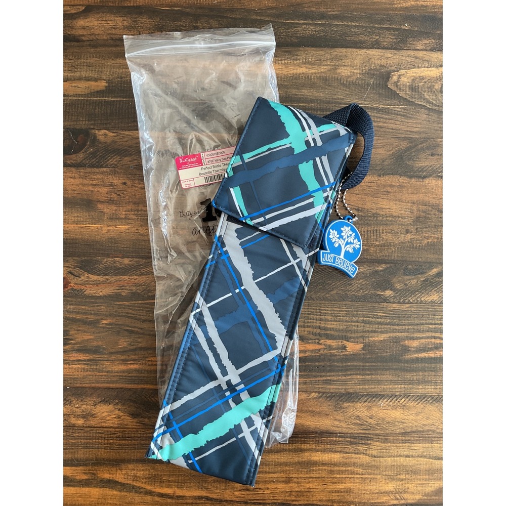 Thirty-One Perfect Bottle Thermal Navy Sea Plaid 876E Insulated Wine Tote NEW